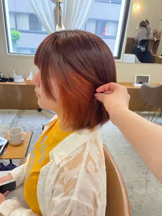 ミディアム カラー 山下 悠月のヘアスタイル