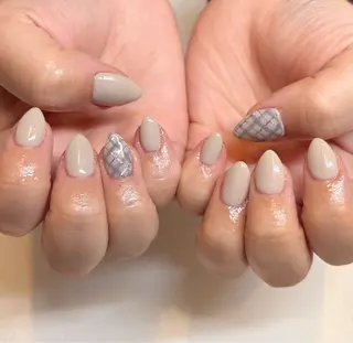 ネイル Bianca関内 USUI🐢のネイルデザイン