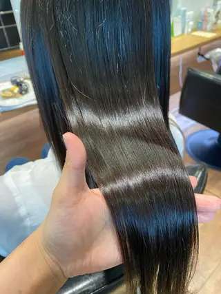 ロング 勝沼 佑季のヘアスタイル