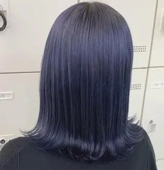 ショート カラー ウルフとハイトーン みっちー✂️のヘアスタイル