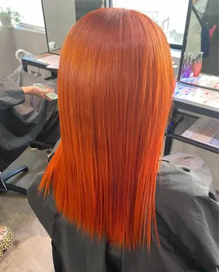 セミロング カラー ハイトーン💖 ネイル💅まりなのヘアスタイル