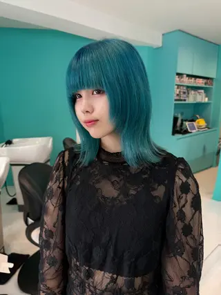 ミディアム Misaki/ レイヤー/ウルフのヘアスタイル