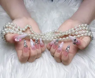 ネイル ENsalon AKIRAのネイルデザイン