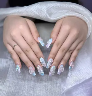 ネイル Lee Nailsのネイルデザイン