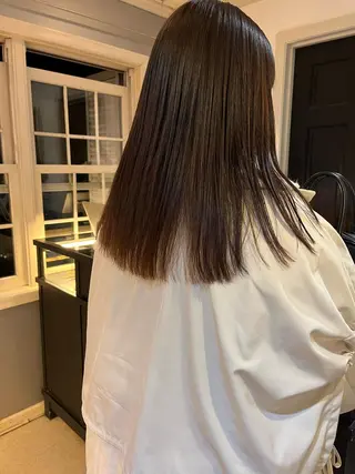 セミロング NOUN所属・eri kinjoのヘアスタイル