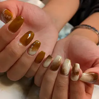 ネイル ジェヌインネイル 河内のネイルデザイン