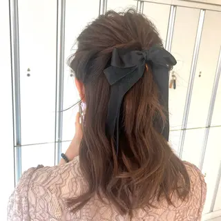 ヘアアレンジ ユイナ 🕊NaVI ベージュ/透明感のヘアスタイル