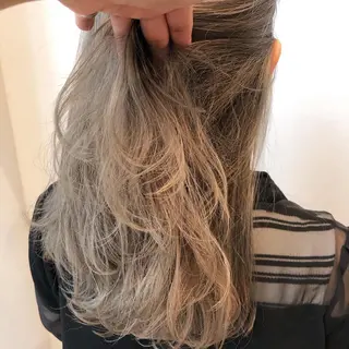 セミロング カラー ヘアアレンジ VIVIE【ヴィヴィ】所属・髪質改善/韓国風 レイヤー/田村祐樹のヘアスタイル