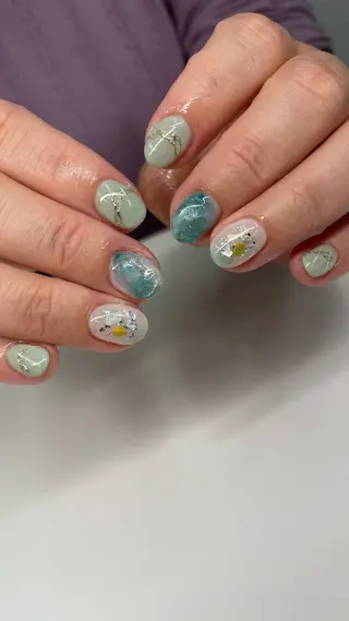 ネイル Lit🌙 Rikakoのネイルデザイン