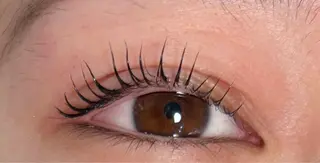 マツエク・マツパ 北岡 樹穂のヘアスタイル