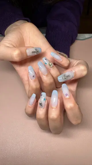 ネイル MAAPISNAIL所属・鬼澤 真凜のネイルデザイン
