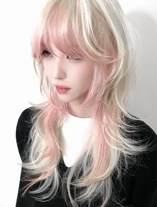 セミロング カラー デザインカラー⭐︎★ 🐆hyo🐆のヘアスタイル