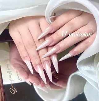 ネイル M🌷nail 長さだし専門店のネイルデザイン