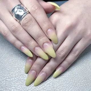 ネイル she nail studio所属・room 410のネイルデザイン