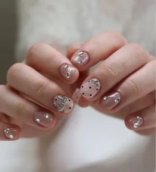 ネイル Baku Nailsのネイルデザイン