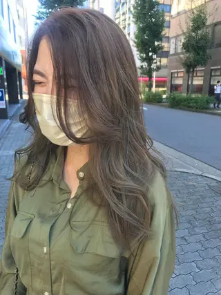 ロング MR.GOODMORNING所属・天野 優美のヘアスタイル