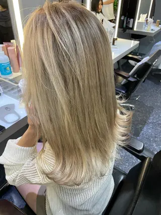 セミロング hair salon Lihina所属・韓国ヘア🇰🇷 FUMINAのヘアスタイル