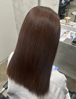 セミロング カラー Moe by aria所属・飯田 冴のヘアスタイル