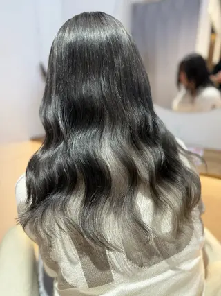 セミロング カラー ASAHI Lovisのヘアスタイル