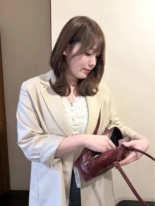 ミディアム 海音 心斎橋美容室のヘアスタイル