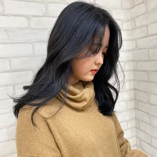 セミロング カラー abilita AZUSAのヘアスタイル