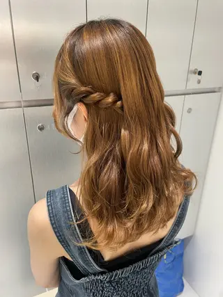 ヘアアレンジ ヘアセット🎀耳つぼ 👂💎MONAMIのヘアスタイル