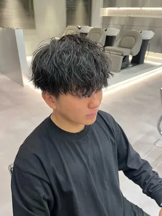 ショート パーマ メンズ soen所属・⚡メンズパーマフ ェードカットTomyのヘアスタイル