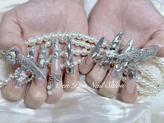 ネイル One plus StudioNailのネイルデザイン