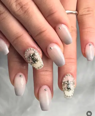 ネイル Lyna 池袋のネイルデザイン