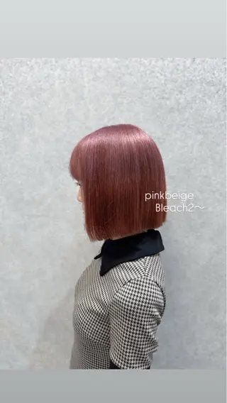 ミディアム karin ボブハイトーンのヘアスタイル