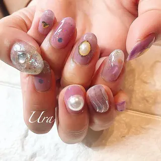ネイル UrakoNail 《nail》のネイルデザイン