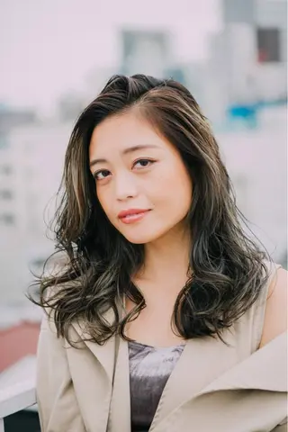 ミディアム 鈴木 マサアキのヘアスタイル