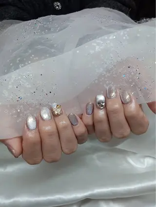 ネイル 金井 奈々のネイルデザイン