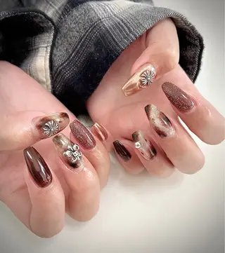 ネイル Lilly Co.のネイルデザイン