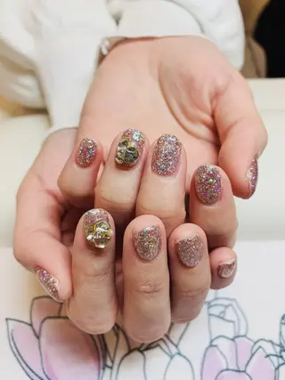 ネイル Ui_Amor (パラジェル)のネイルデザイン