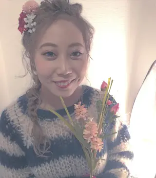 ロング ヘアアレンジ ORIKA 美容室のヘアスタイル