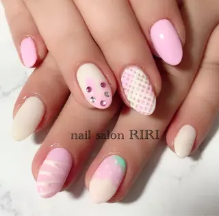 ネイル private  nail  salon RIRI所属・RIRI リリのネイルデザイン