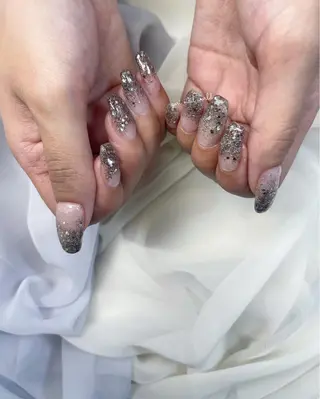 ネイル 𝐠𝐨𝐫𝐢 𝐧𝐚𝐢𝐥のネイルデザイン