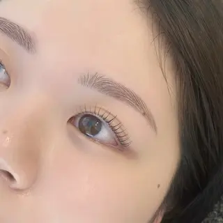 アイブロウ momoka 🎼のマツエク・マツパデザイン