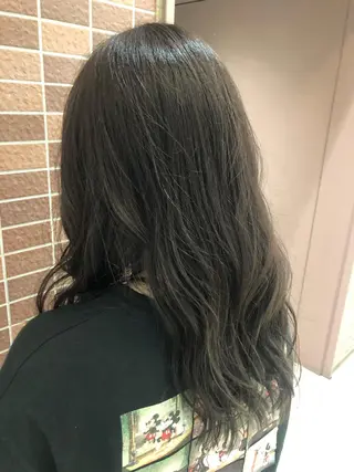 セミロング カラー ツヤ髪カラー💎 佐藤あきのヘアスタイル