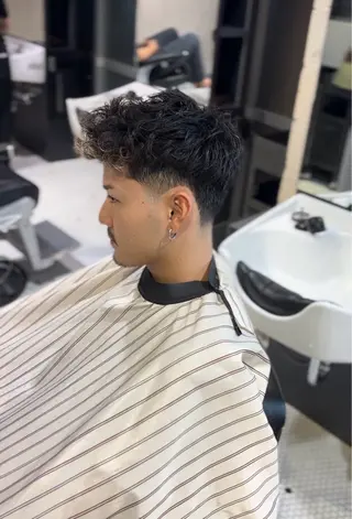 ショート FRANK’S BARBE(E)R THE STAND.所属・飯田橋メンズカット 高橋琴音のヘアスタイル