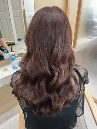 ロング カラー ヘアアレンジ 🥀暖色韓国ヘア💕 保科侑花のヘアスタイル