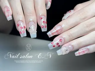 ネイル E.N🦋 長さ出し/持ち込みのネイルデザイン
