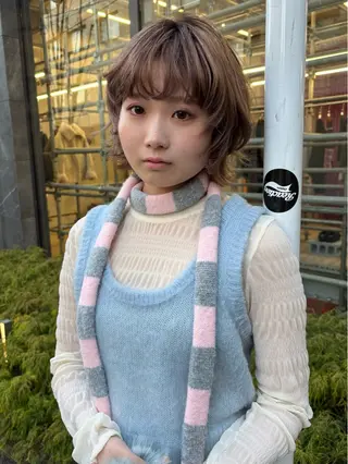 ミディアム ハイトーン/ ハイライト真柚🍨のヘアスタイル