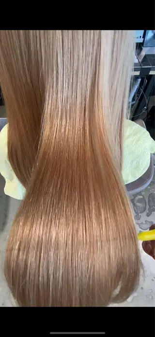 セミロング レイヤー/ショート透 明感カラー/西田祐賀のヘアスタイル