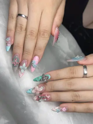 ネイル Lee Nails チップ長さだし専門店のネイルデザイン