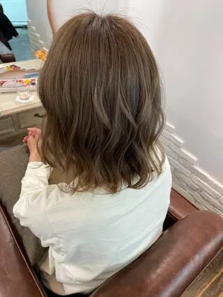 ミディアム 田中 優のヘアスタイル