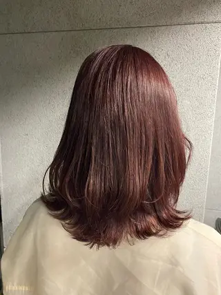 ミディアム 中城 叶子のヘアスタイル