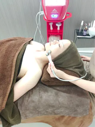 salon  OAK所属・痩身/肌改善/脱毛 /リラク/MoaNaのエステ・リラクイメージ