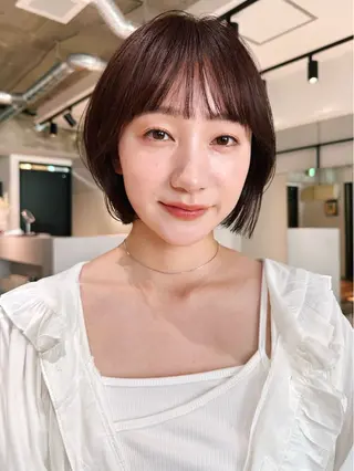 ショート カラー パーマ 🫧小顔×似合わせ× 透明感カラー🫧のヘアスタイル